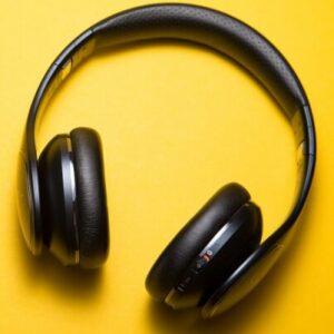 photo-1505740420928-5e560c06d30e Hi-Fi Headphones